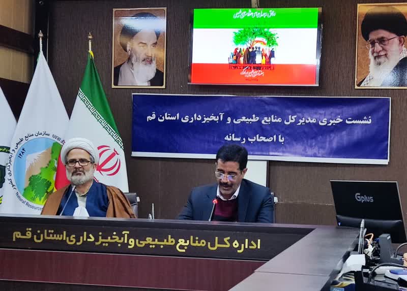 تأمین اعتبار برای مقابله با گرد و خاک در ۵۲ هزار هکتار از کانون‌های بیابانی قم