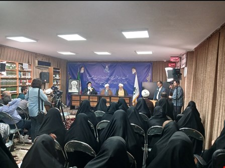 نشست خبری همایش صدمین سال بازتاُسیس حوزه علمیه قم برگزار شد