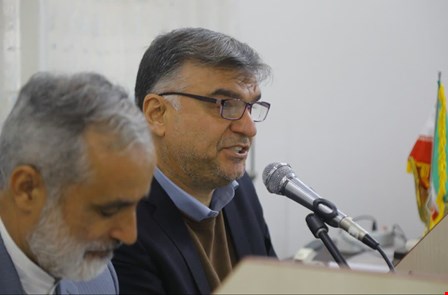 ظرفیت‌های استان قم در زمینه گردشگری سلامت مورد توجه باشد/ فعالیت ۳۰۰ دفتر خدماتی گردشگری بدون مجوز